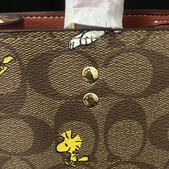 COACH PEANUTS DEMPSEY Carryall Signature Canvas Snoopy Woodstock - Picture 7 of 11